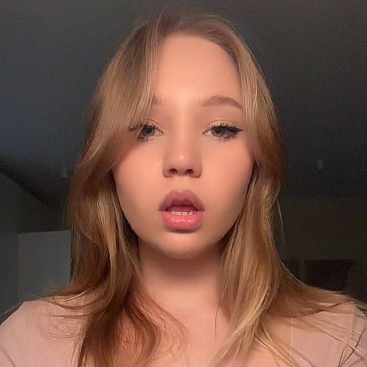 Profile image of RachaelMcdonel