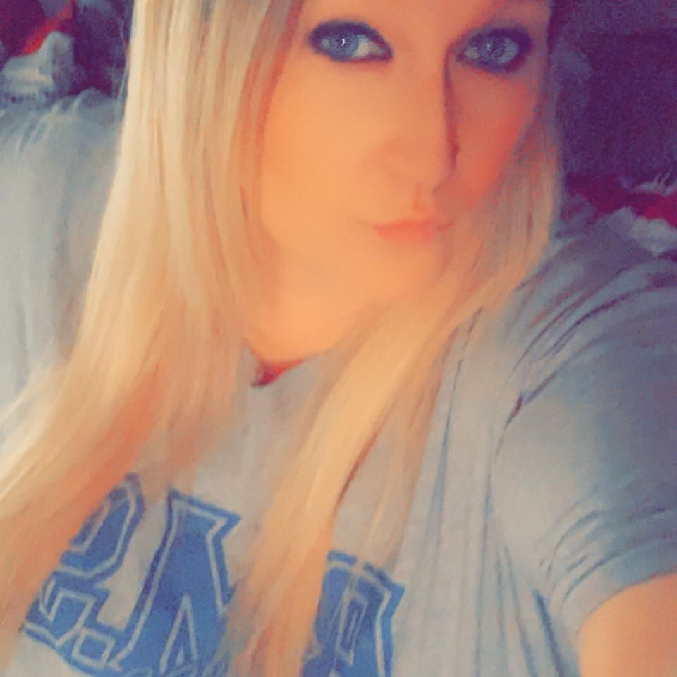 Profile image of Rainbowkisses