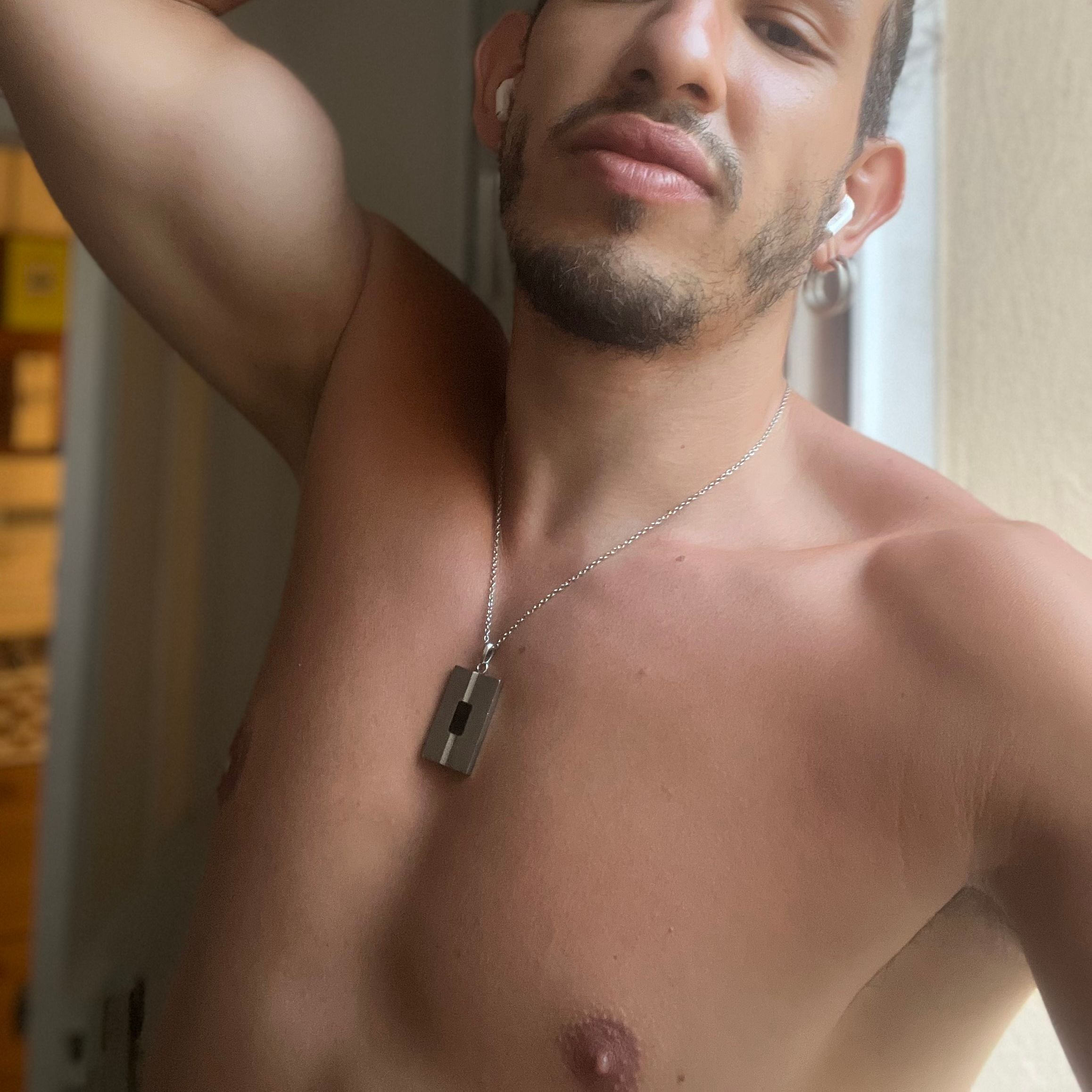 Profile image of Rebeudispon
