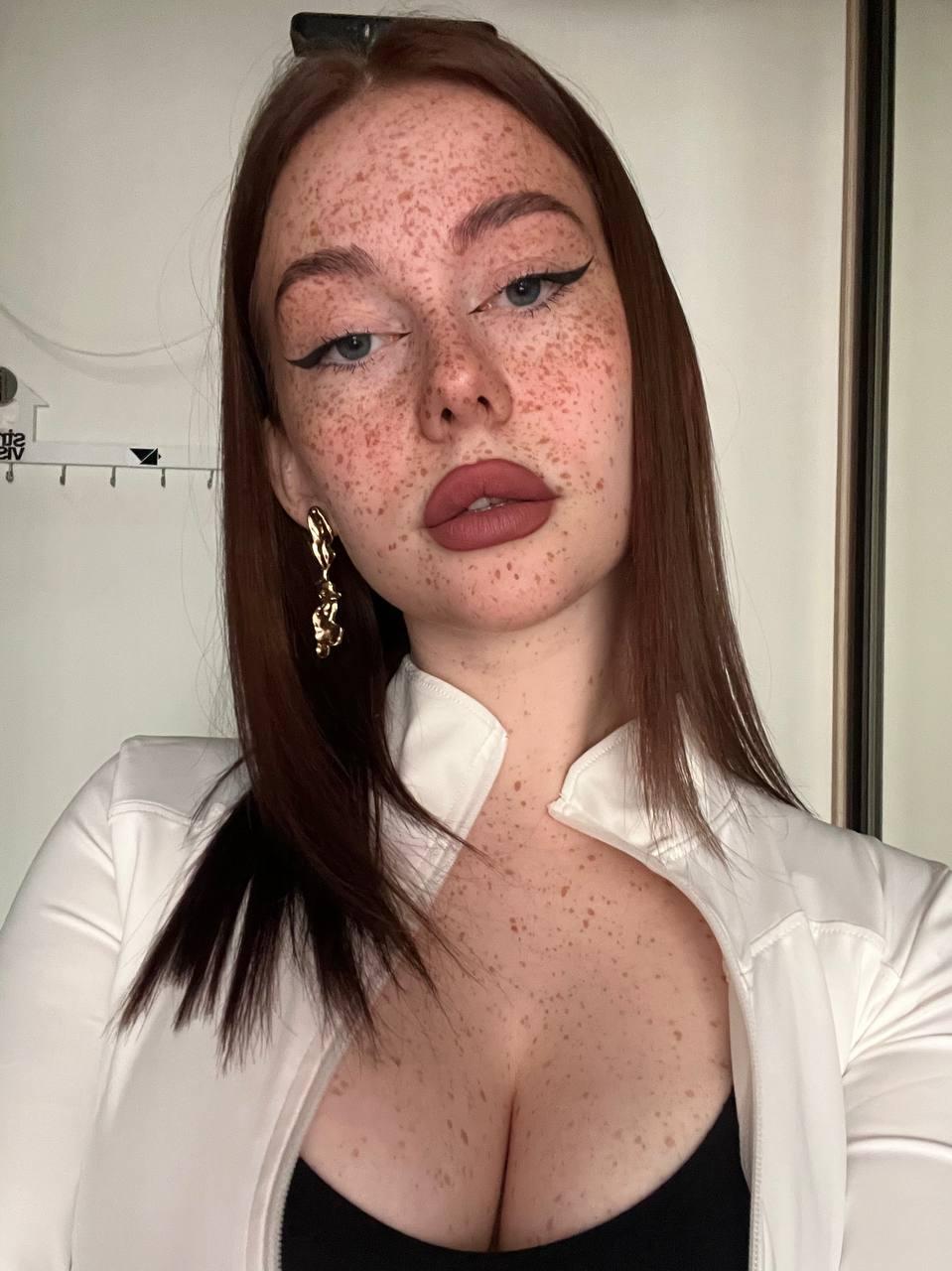 Profile image of Roxy_Sunny