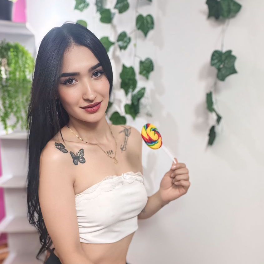 Profile image of Sofii_cutee
