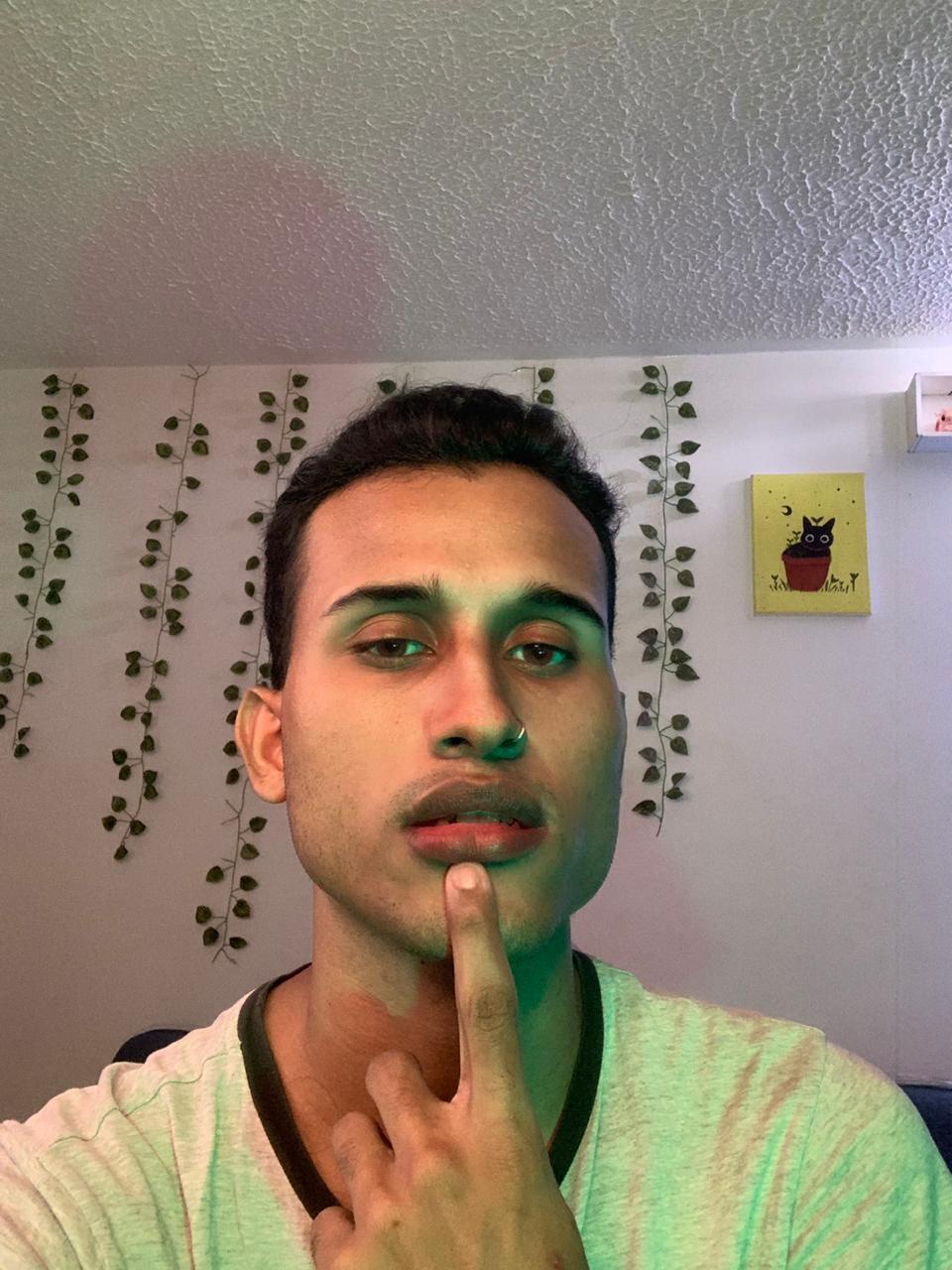 Profile image of SubmissiveHorny