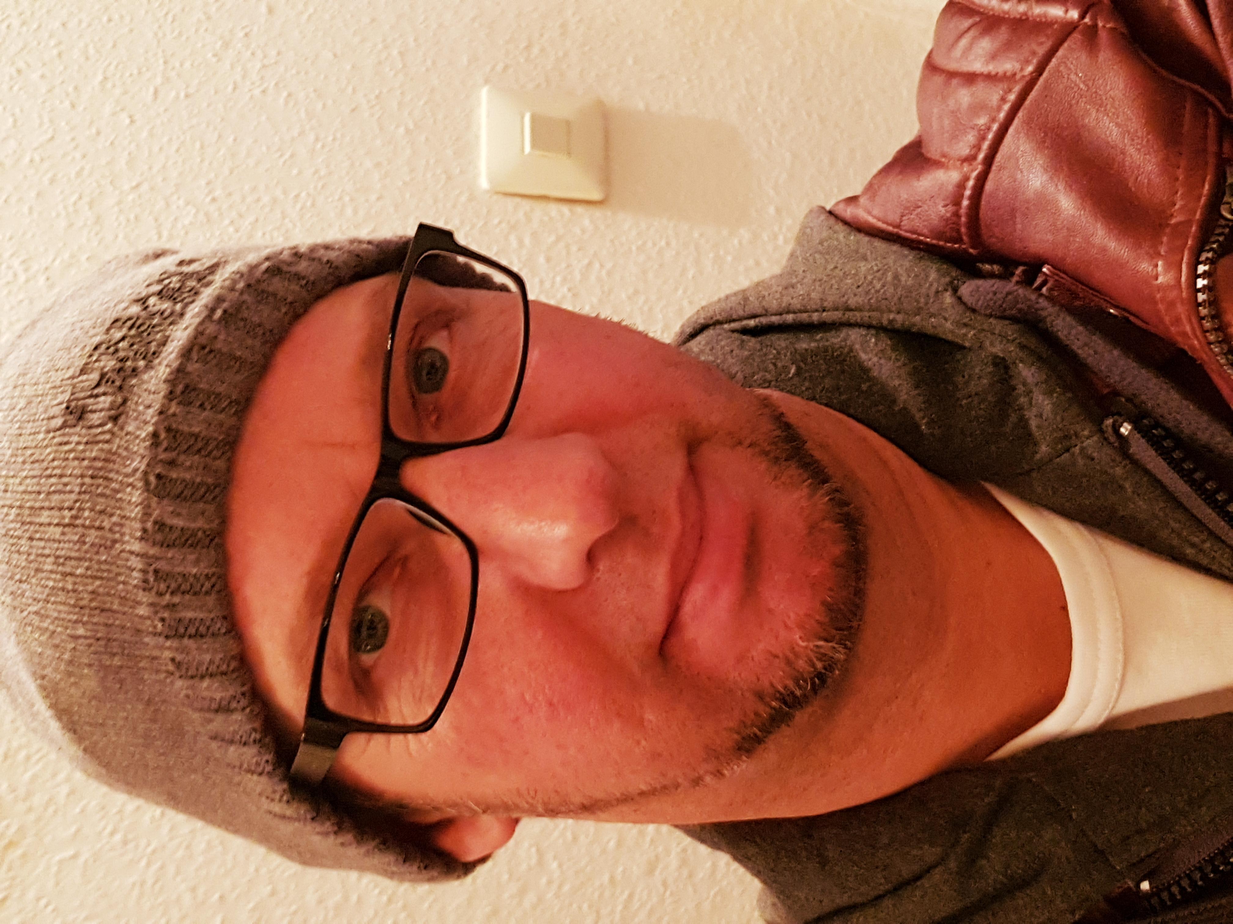 Profile image of Tom03zeigegeil