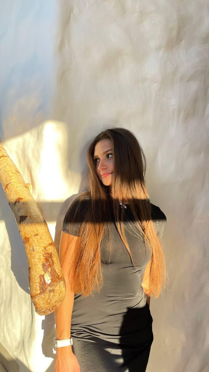 Profile image of ValeryRoyale