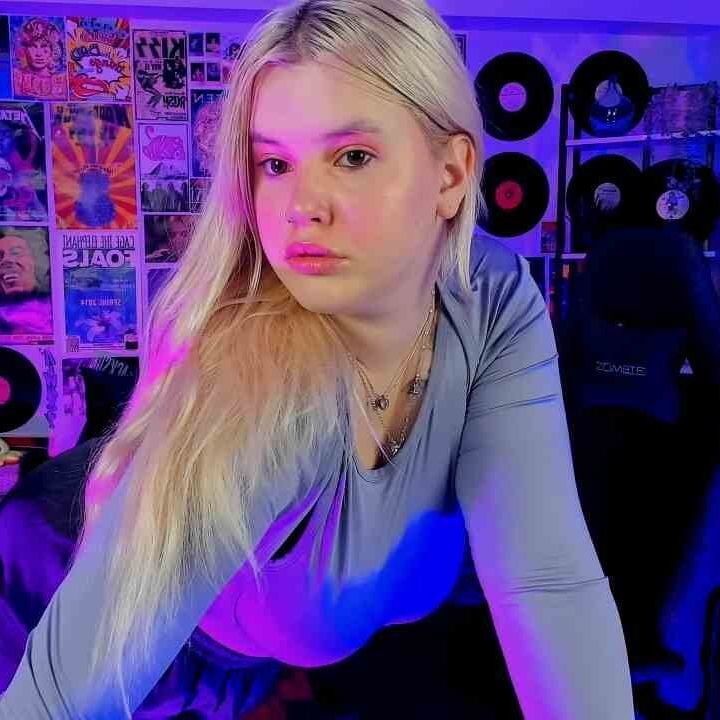 Profile image of Viola_Bunny