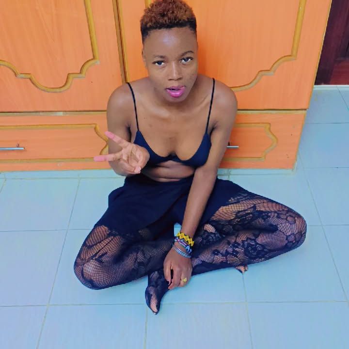 Profile image of Virgin_Girl18