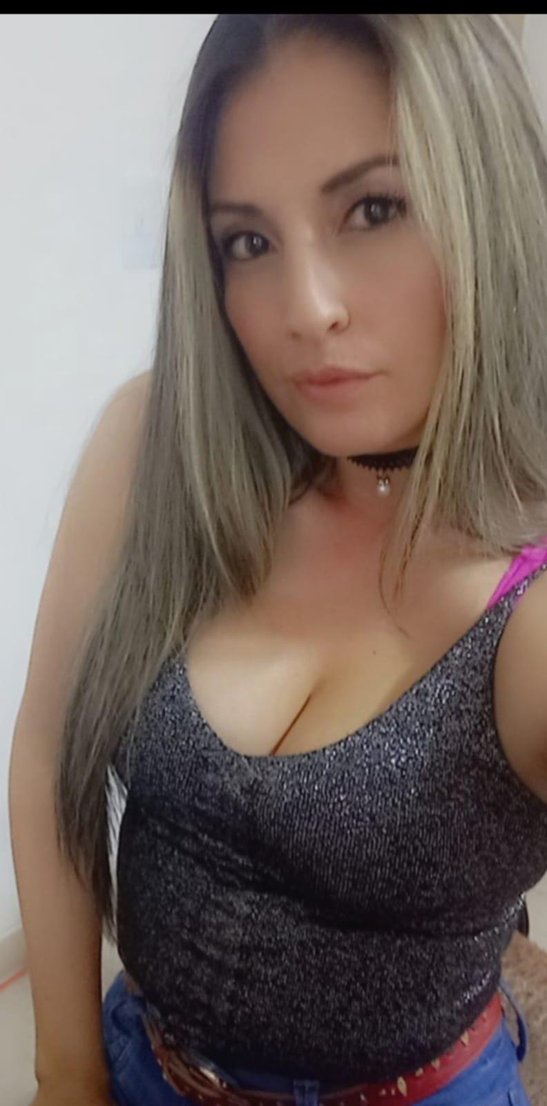 Profile image of Vivi_stars
