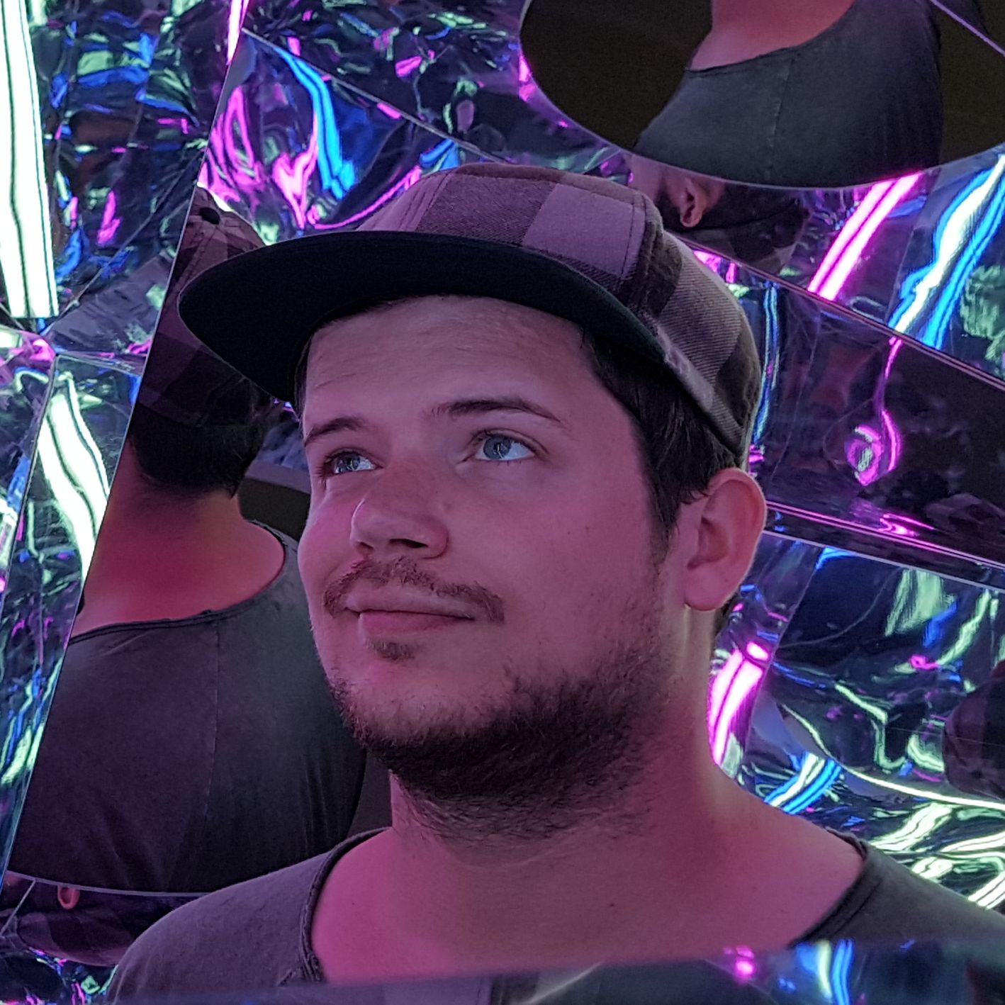 Profile image of almier_porn
