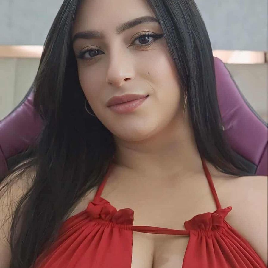 Profile image of chloe_walk