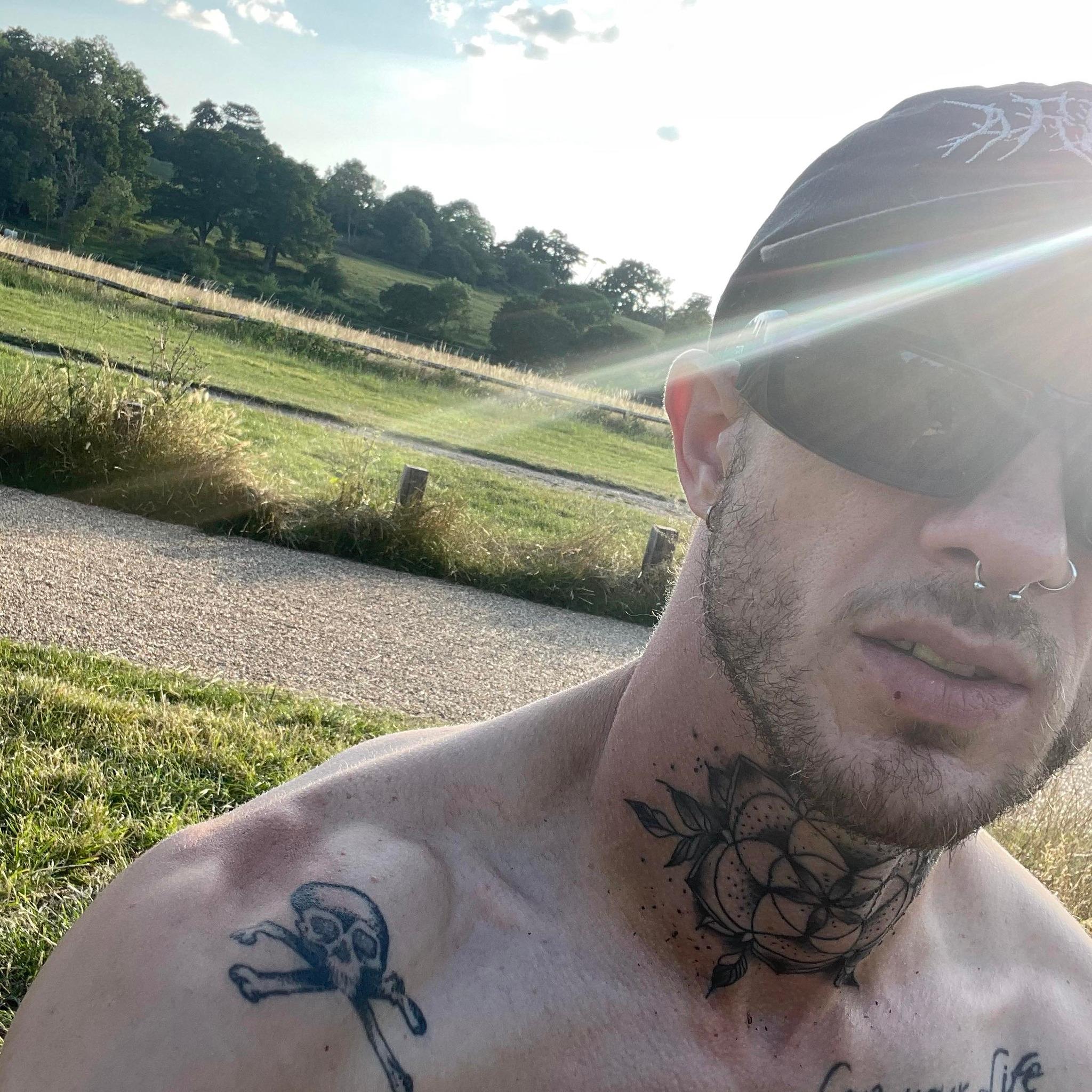 Profile image of chrisz26XXX