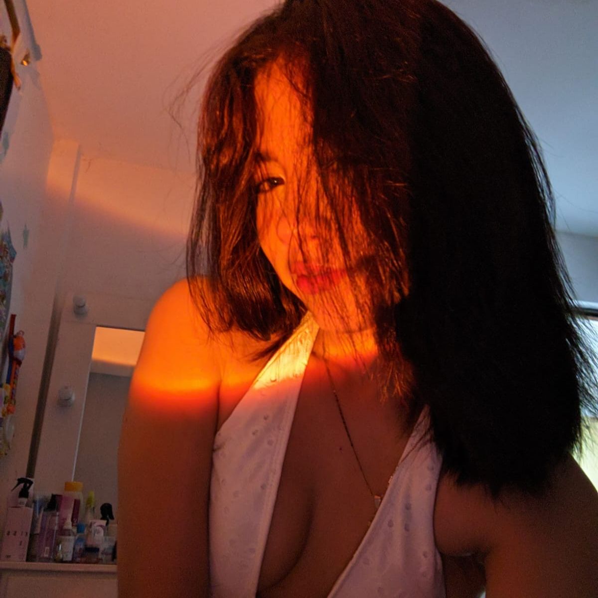 Profile image of doll_eyees_