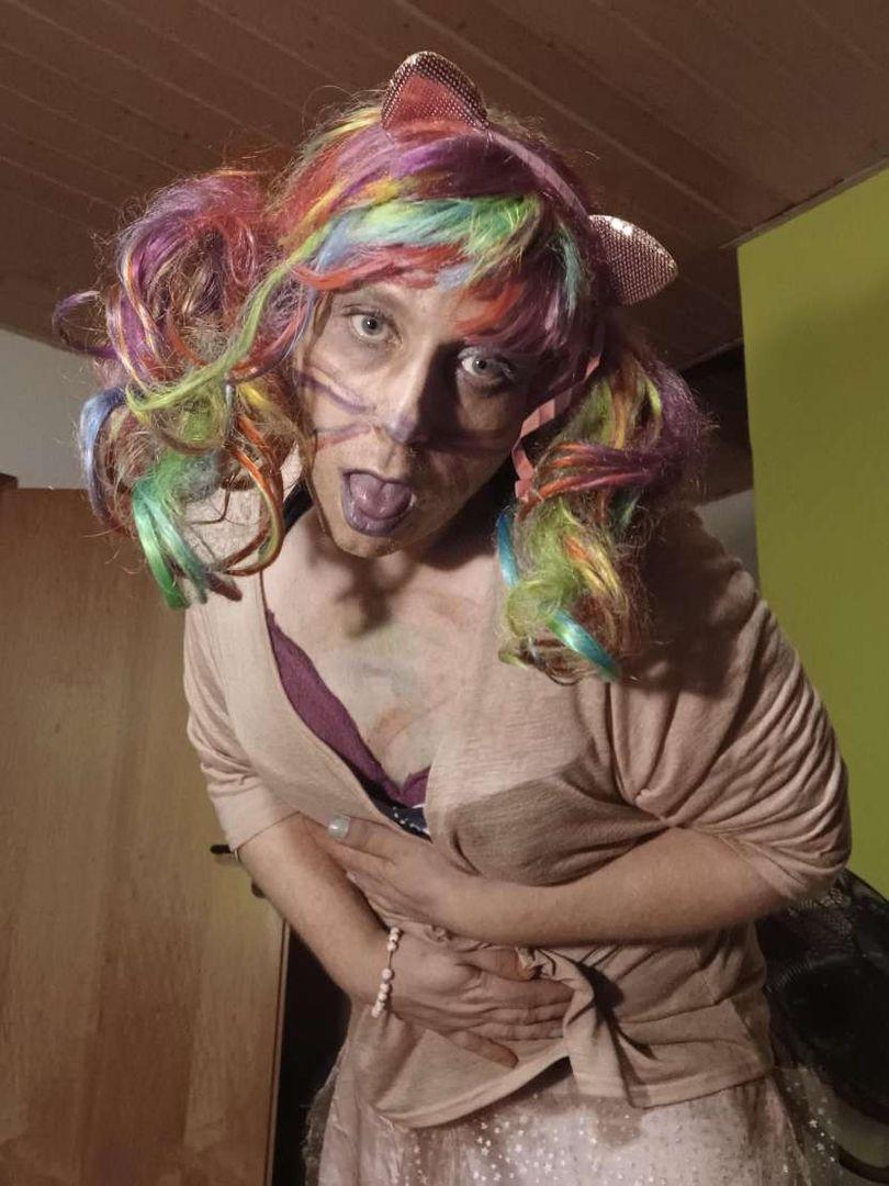 Profile image of dressedZombie
