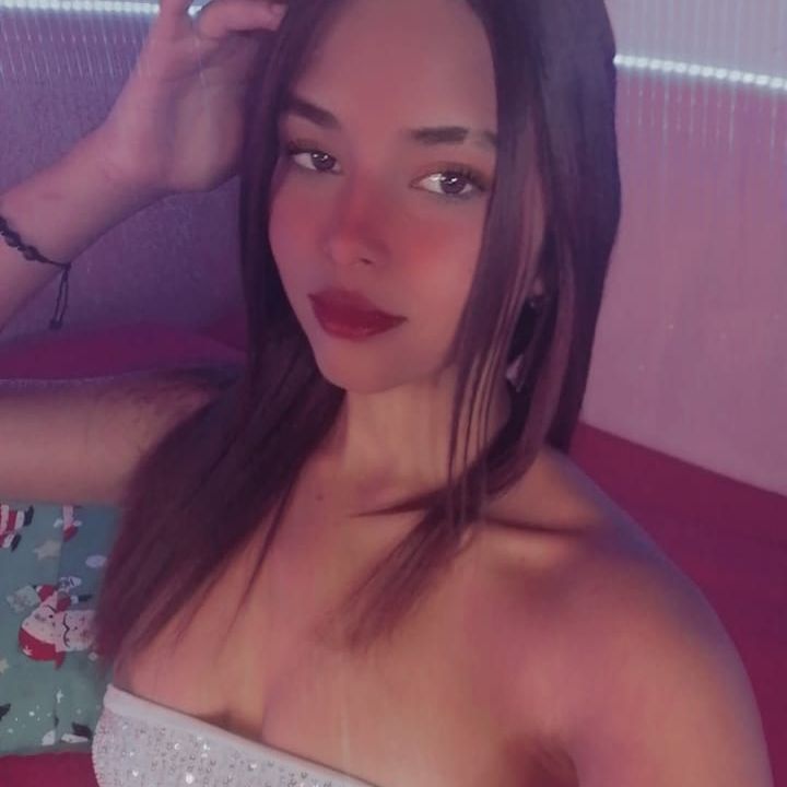 Profile image of estrella_lee