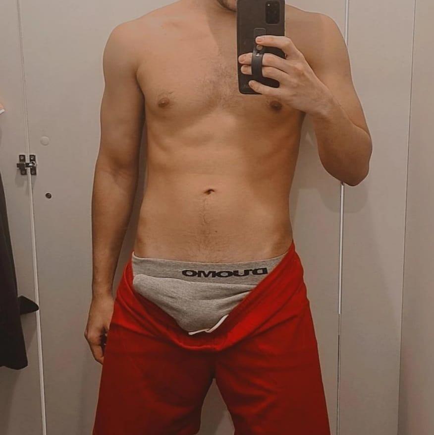 Profile image of gabegotardo_hot