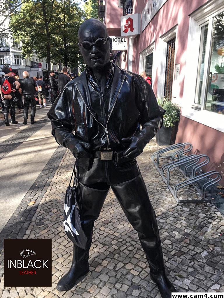 Profile image of inblack1
