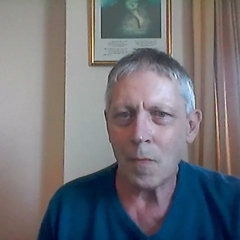 Profile image of middleman52