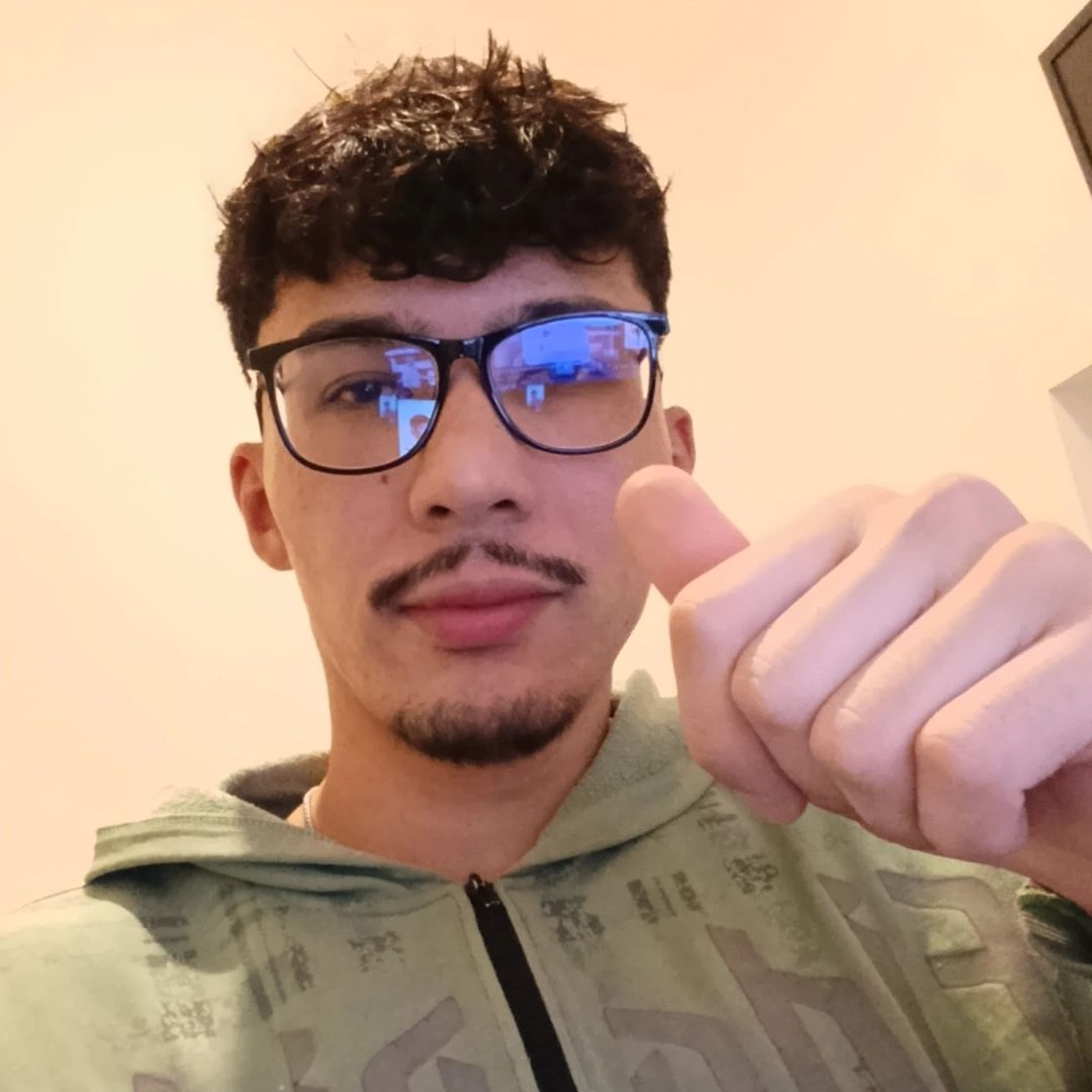Profile image of reallucasor