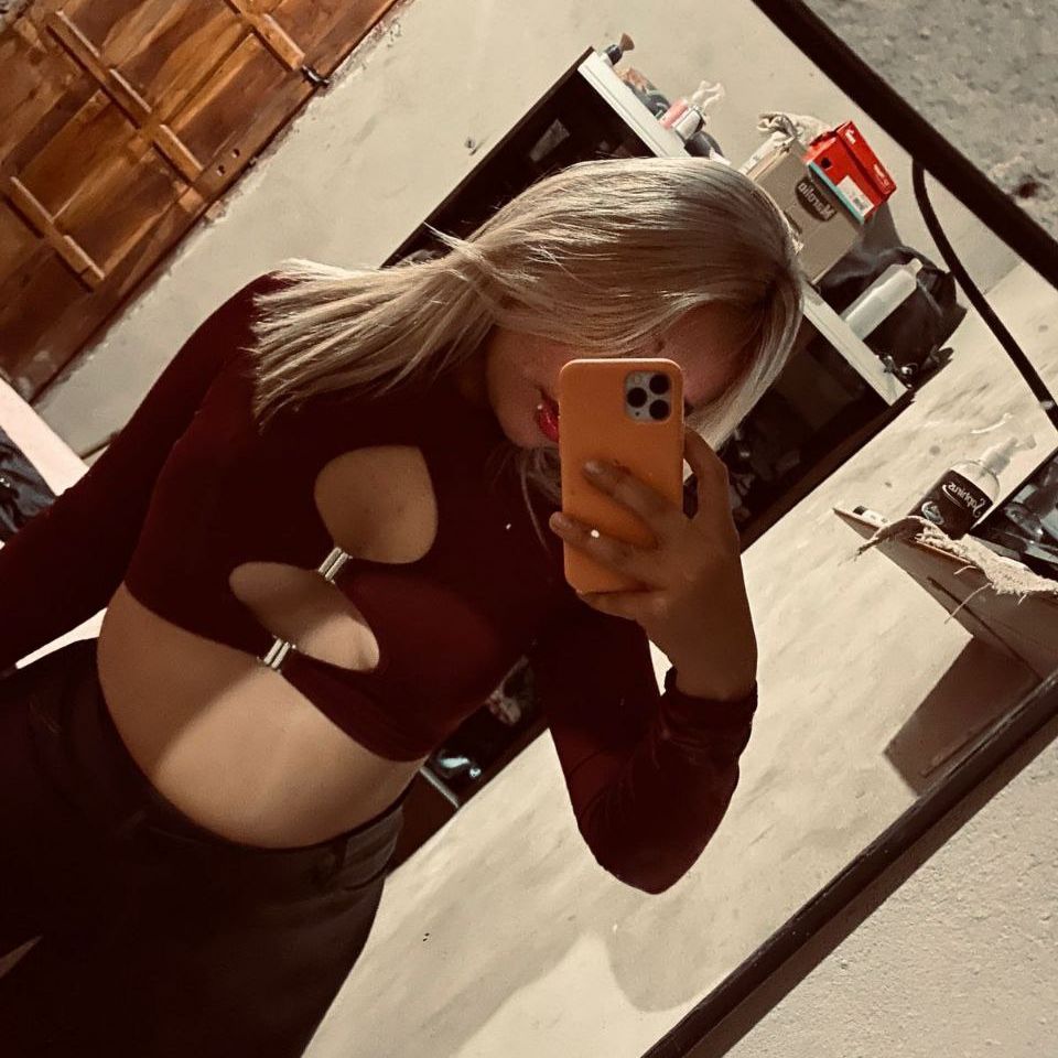Profile image of sabrihot4