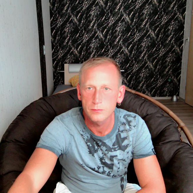 Profile image of slavebasti1