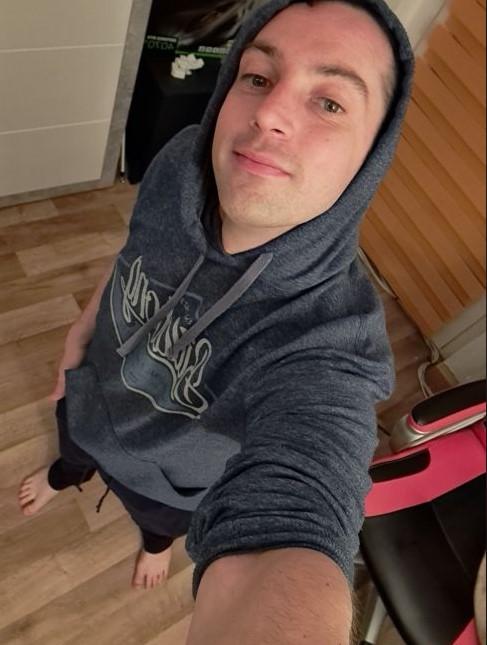 Profile image of tonibiteen21