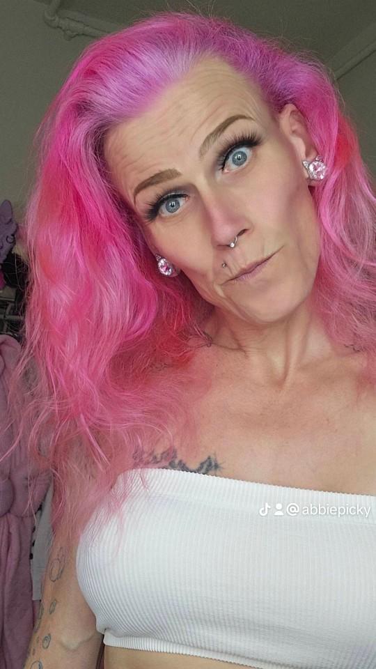 Abbiepinky's Profile