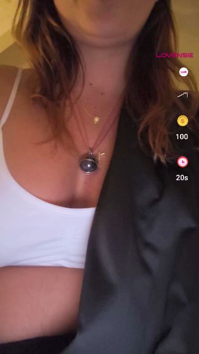 Arielviolet from Spain