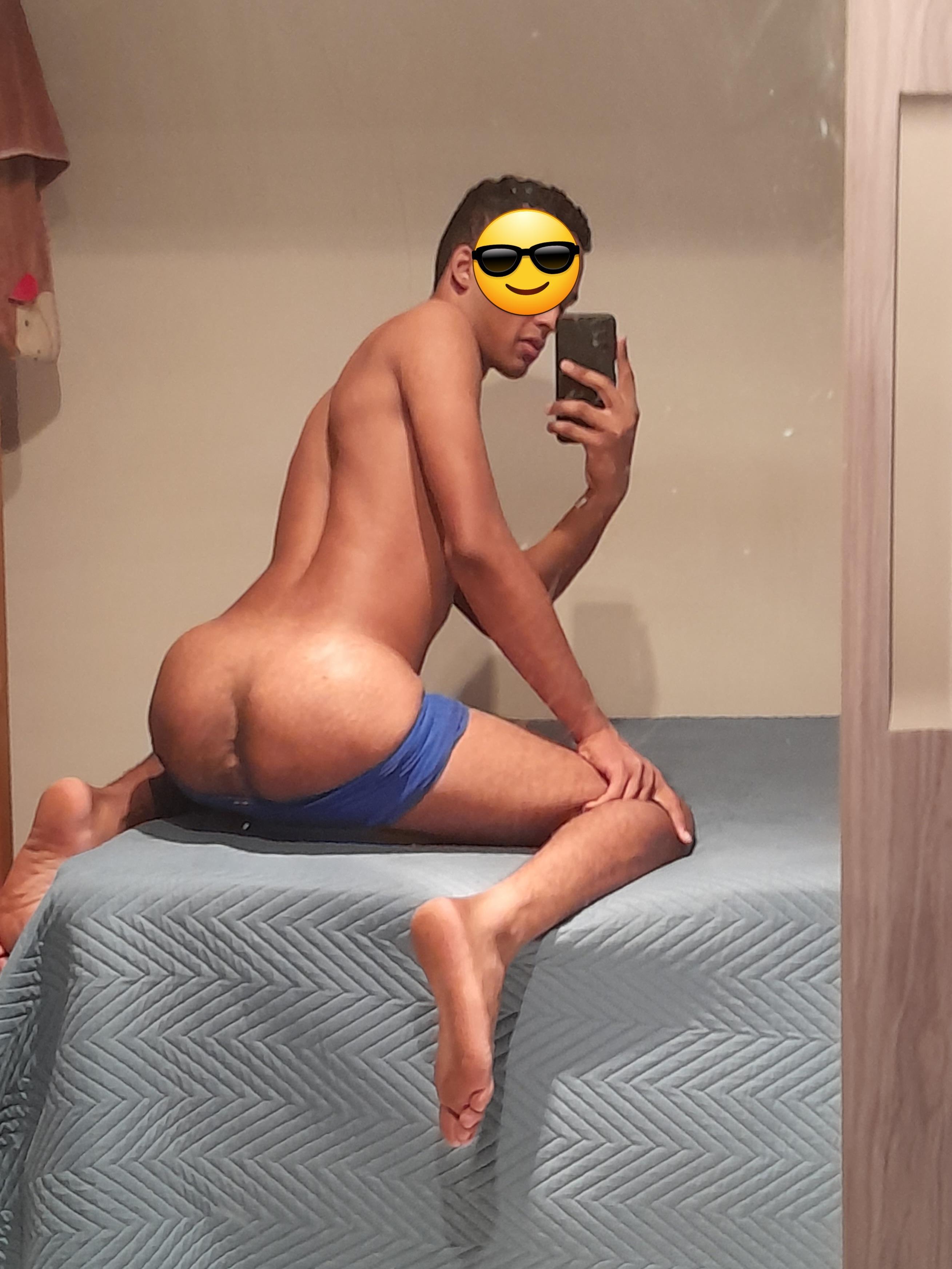 BiMONROE's Profile