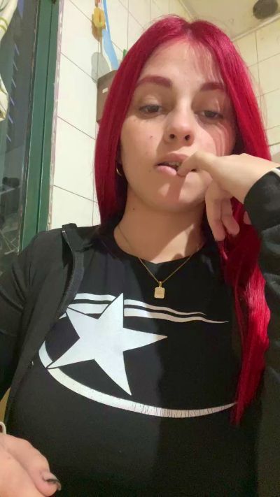 Jade2049 from Argentina