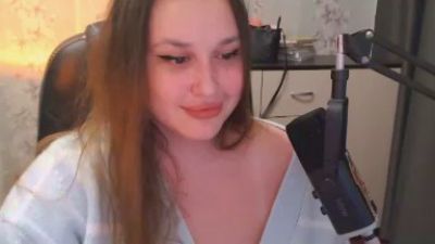 MillyBrasfield from France