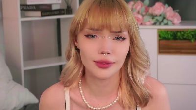 RossieBoesel from France