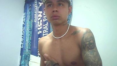 bryan1839 from Colombia