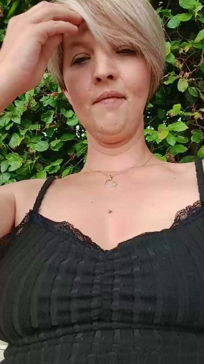 gaelle0106 from France