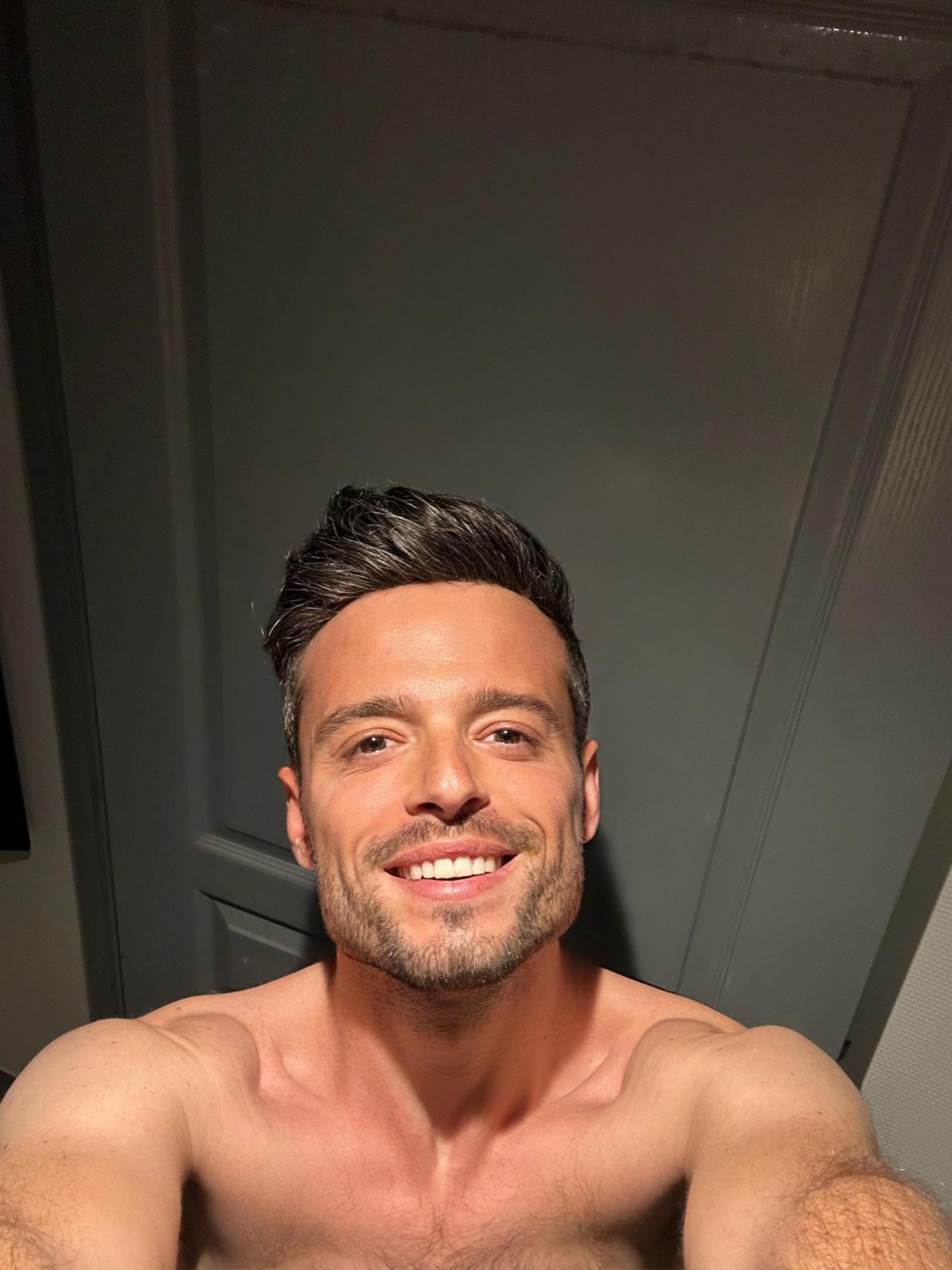 uncut_cock65's Profile