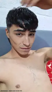 Eliasfabianc live snapshot on Voice Chat Line from Chile