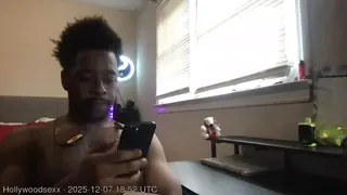 Hollywoodsexx live snapshot on Voice Chat Line from United States