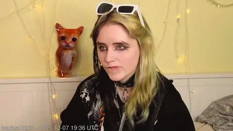 MarianEdgin live snapshot on Voice Chat Line from États-Unis