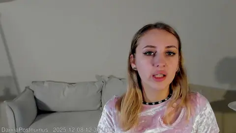 DannaPosthumus live snapshot on Voice Chat Line from 美国