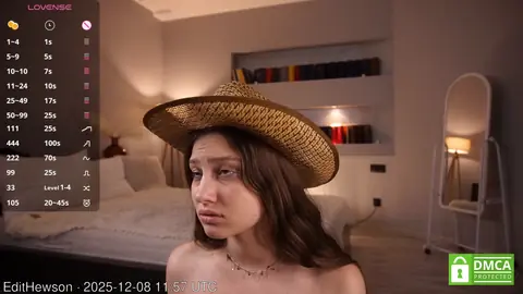 EditHewson live snapshot on Voice Chat Line from France