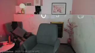 KylieMellow live snapshot on Voice Chat Line from Estonia