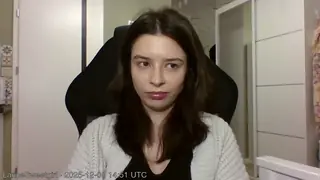 LariceSweetgirl live snapshot on Voice Chat Line from Germany