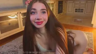 LilianHathaway live snapshot on Voice Chat Line from France