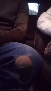 uncutcockitaly live snapshot on Voice Chat Line from Italy